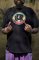 Camiseta manga corta negra logo 3colores